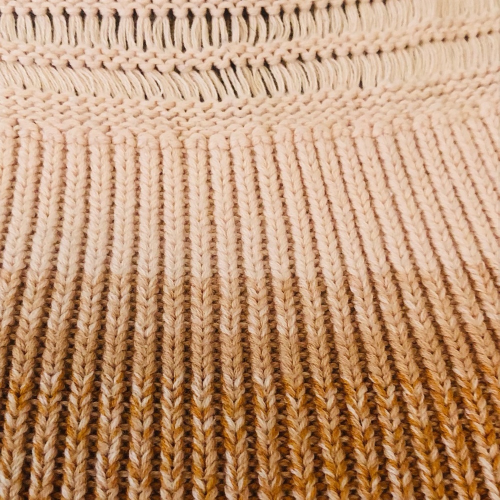 FREE PEOPLE CROPPED CABLE KNIT TURTLENECK SWEATER - BELL TATTERED SLEEVES - Picture 5 of 8